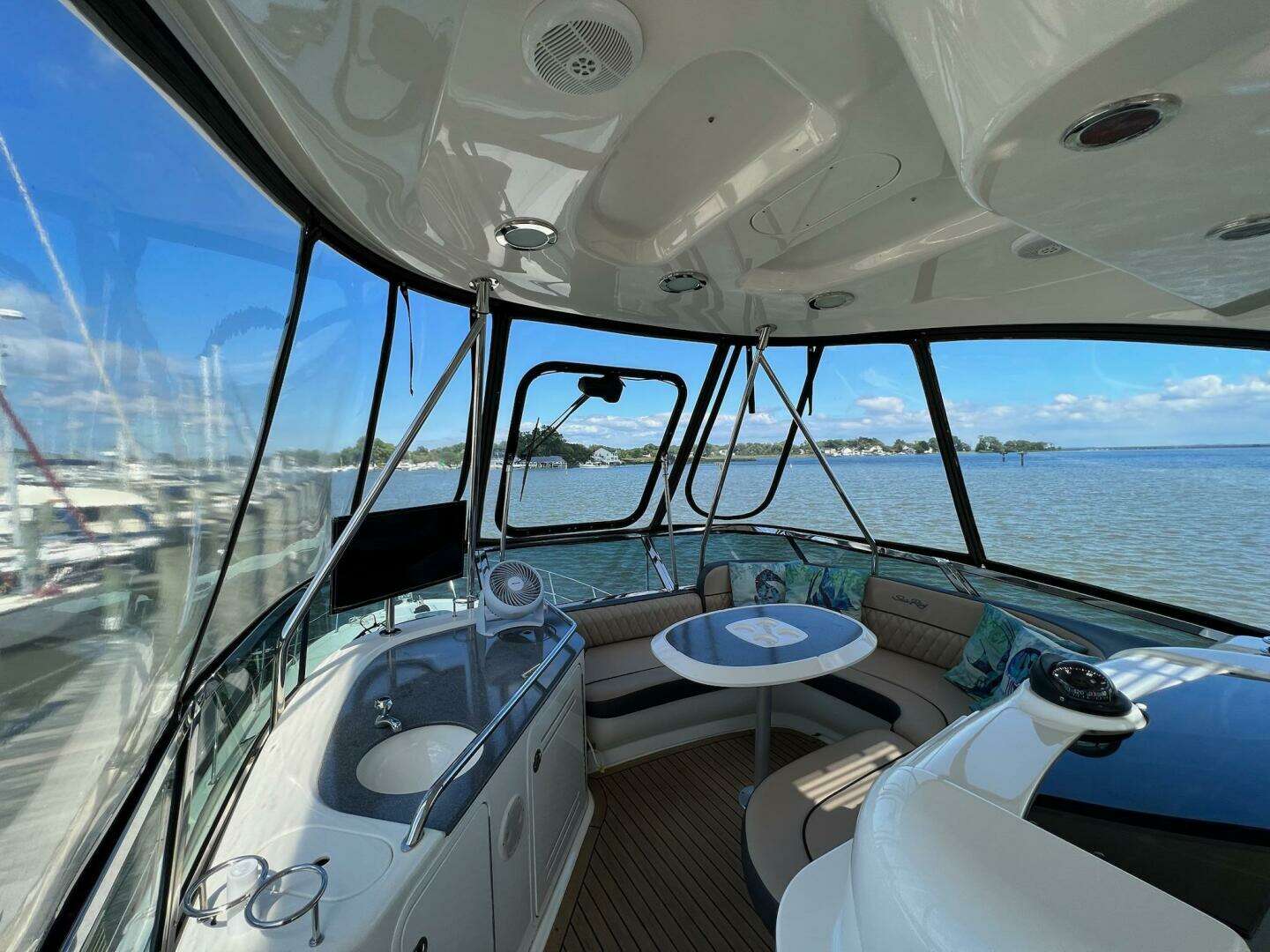 2005 Sea Ray 500 Sedan Bridge - Image 27