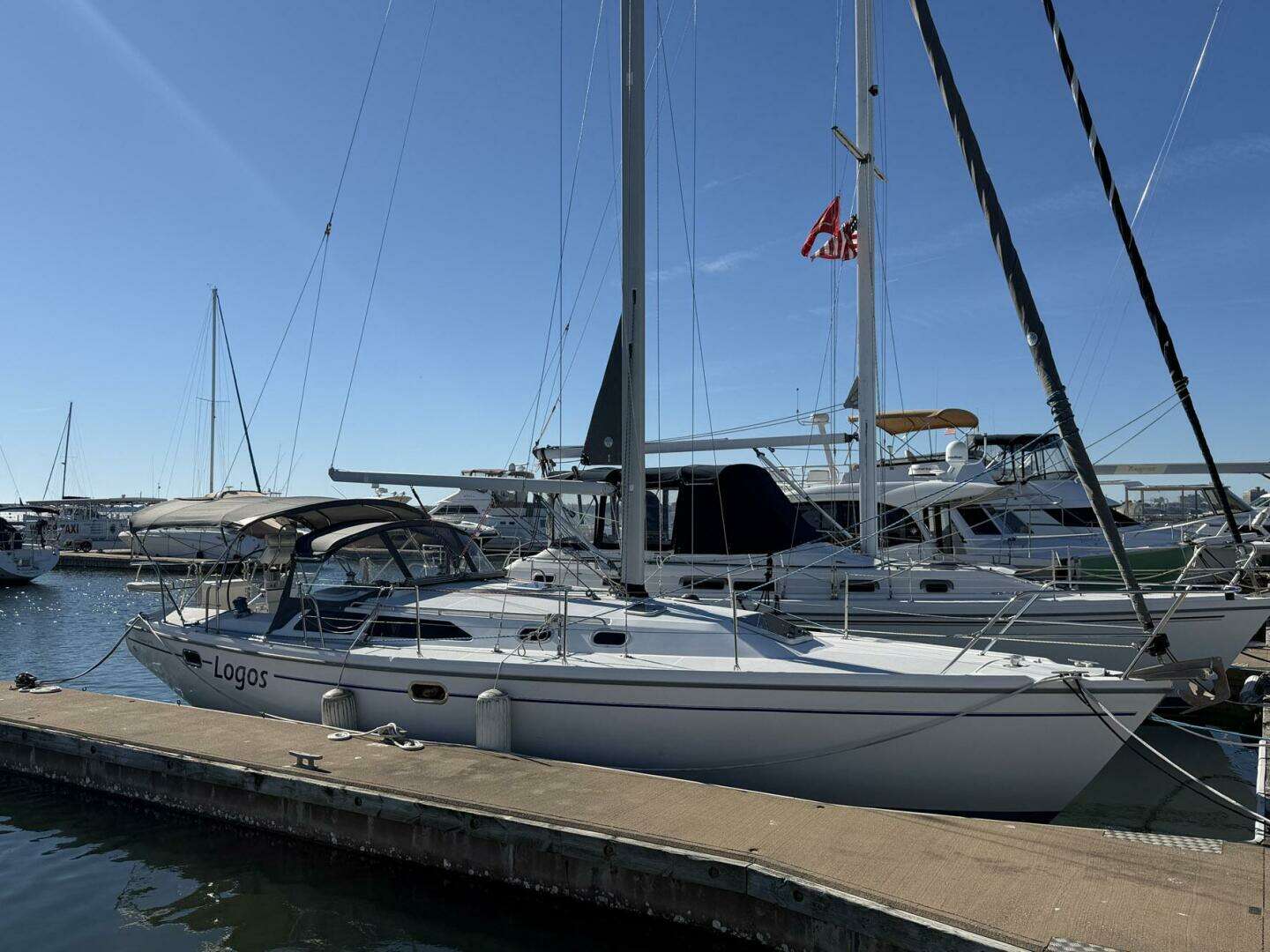 2001 Catalina 36 MkII - Image 2