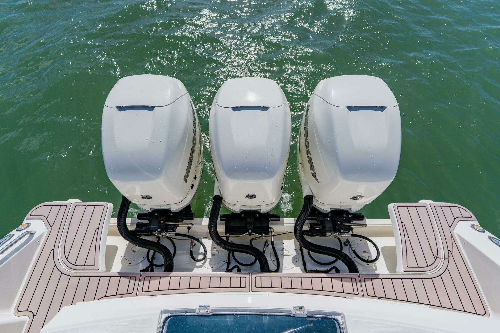 2019 Boston Whaler 380 Outrage - Image 33