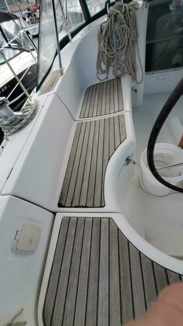 2000 Beneteau 361 - Image 19