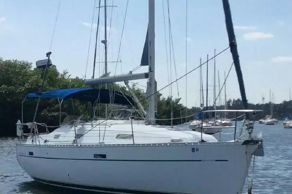 2001 Beneteau 331 - Image 1