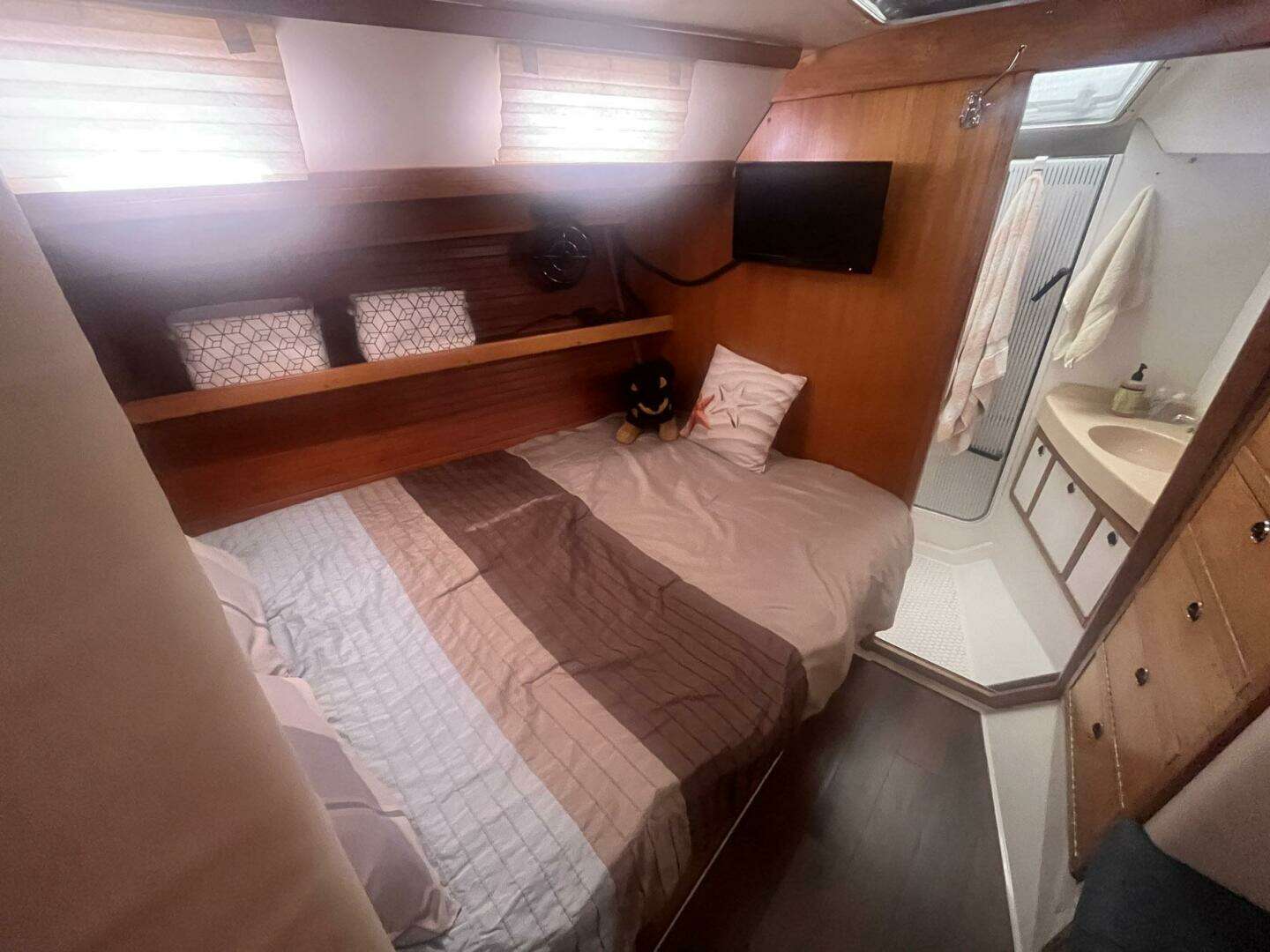 1999 Catalina 42 MK II - Image 56