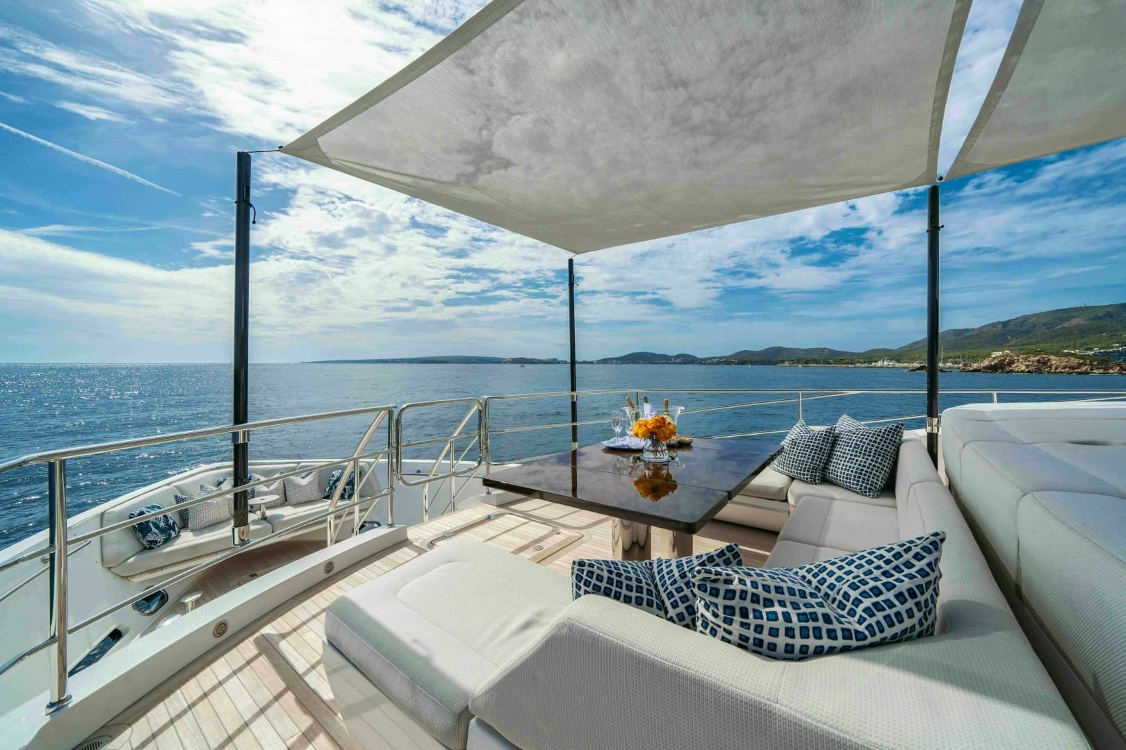 2016 Sunseeker Sunseeker 131 Yacht - Image 16