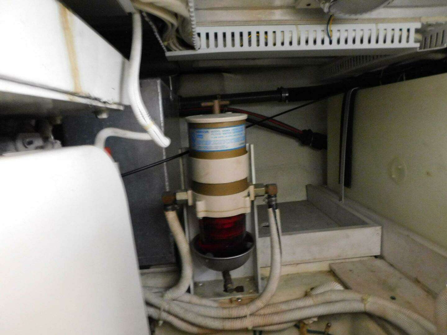 2003 Carver 44 CPMY - Image 48