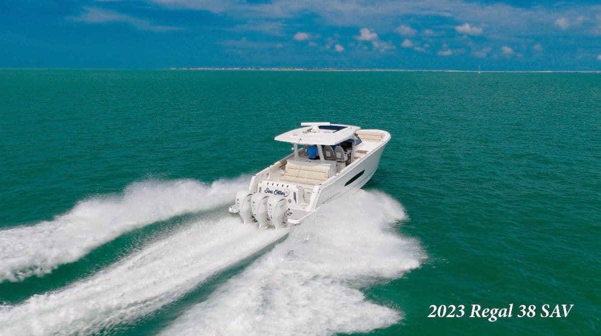 2023 REGAL 38 SAV - Image 9