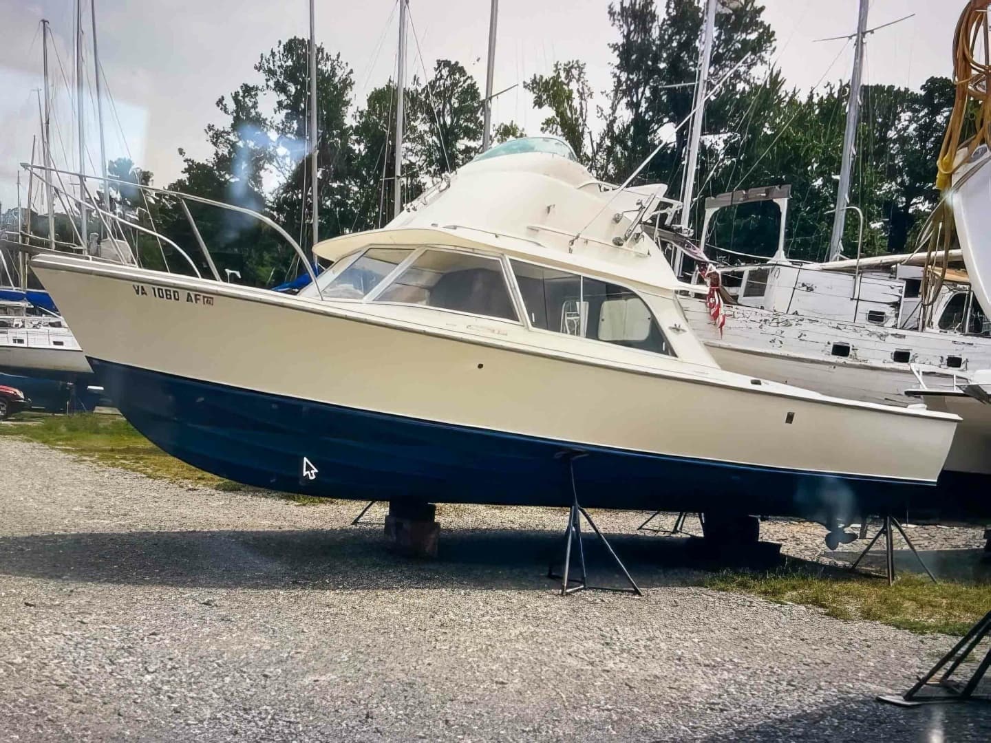 1972 Bertram Fly Bridge Cruiser - Image 7