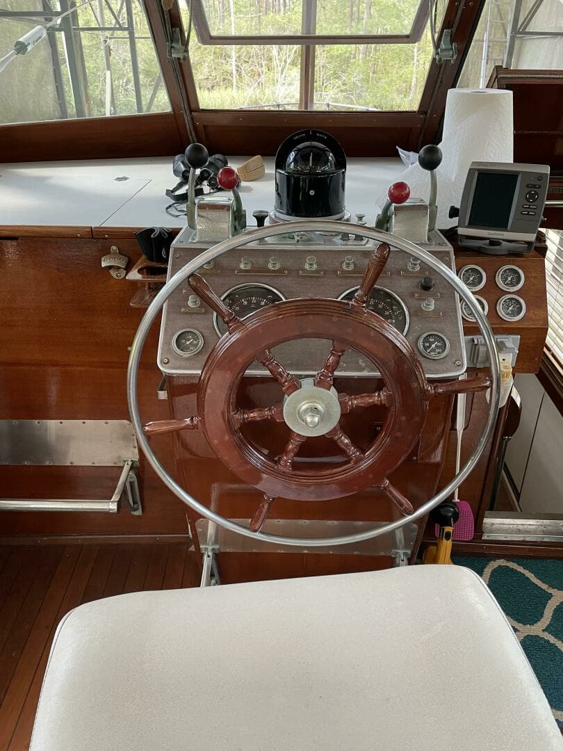 1962 Matthews 42 Double Cabin - Image 18