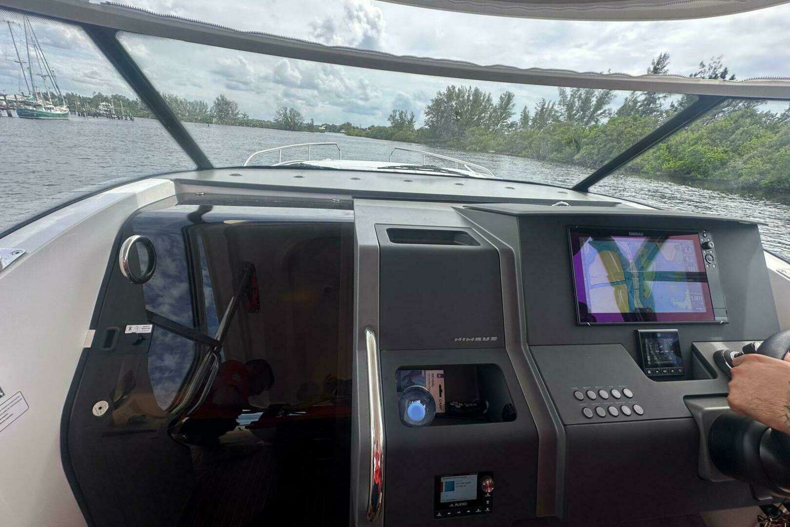 2025 Nimbus Tender 11 - Image 2
