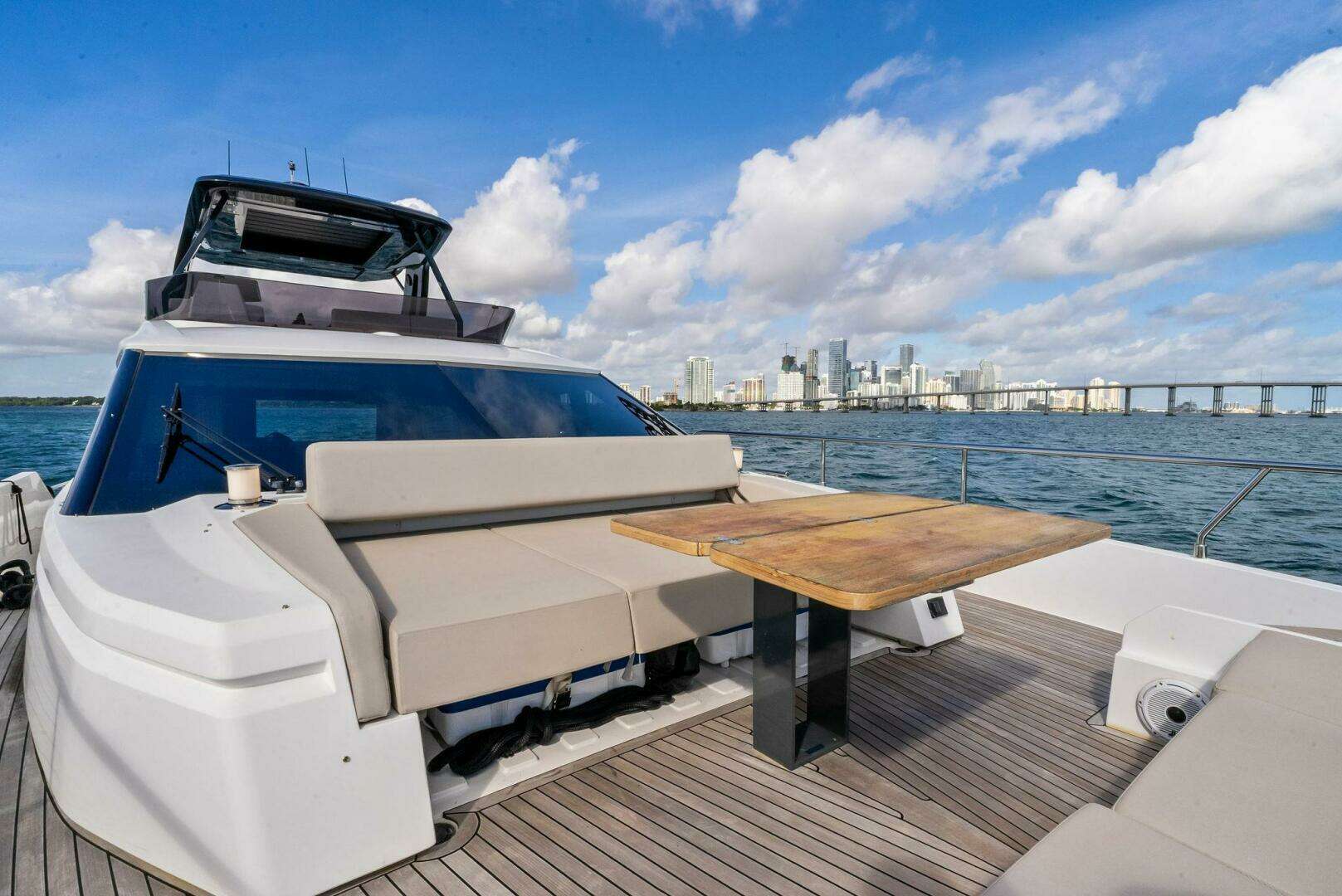2024 Ferretti Yachts 720 - Image 31