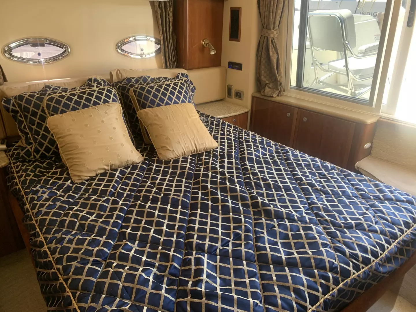 2007 Meridian 459 Motoryacht - Image 26