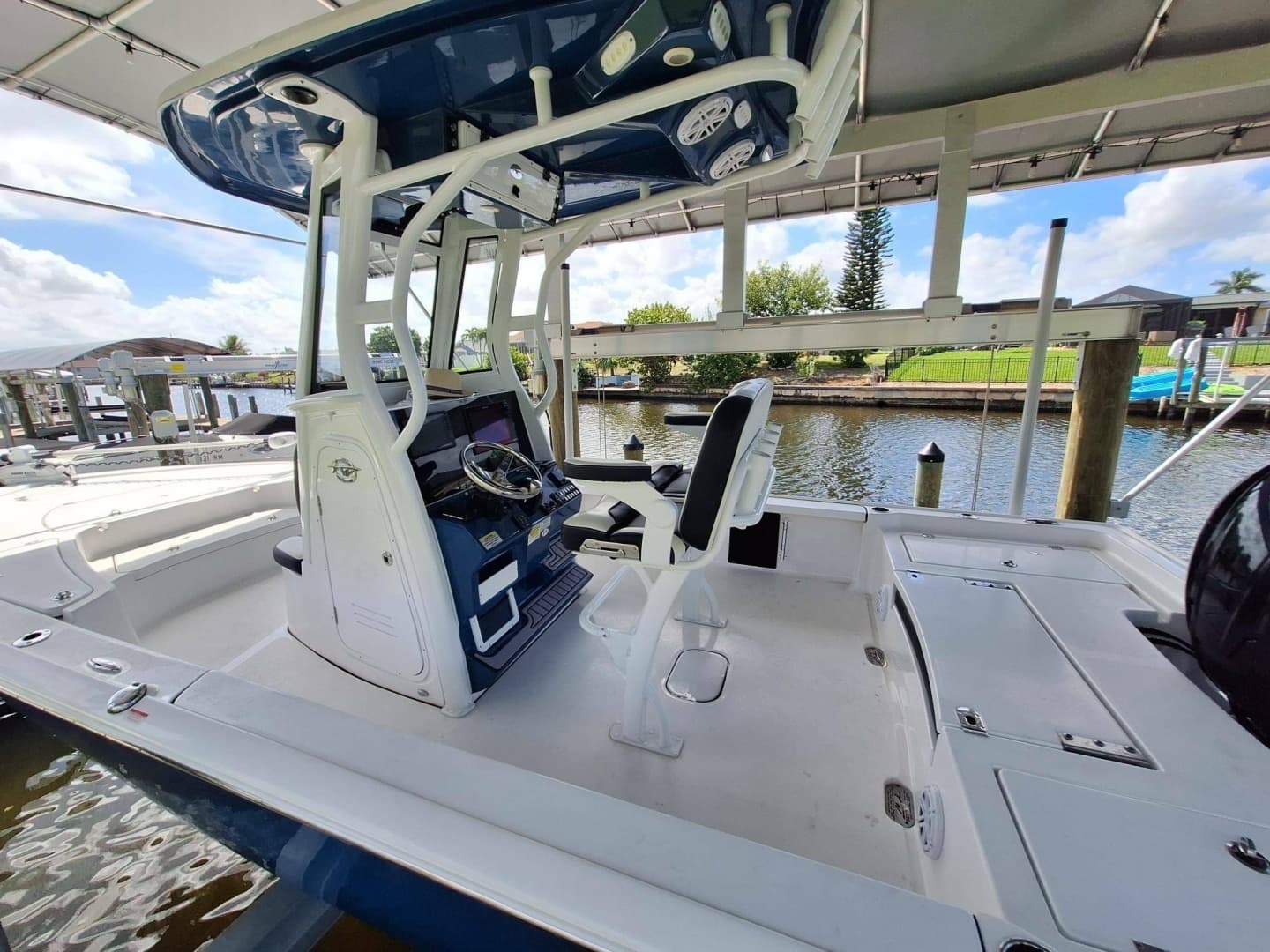 2024 Tidewater Bay Max 2410 - Image 9