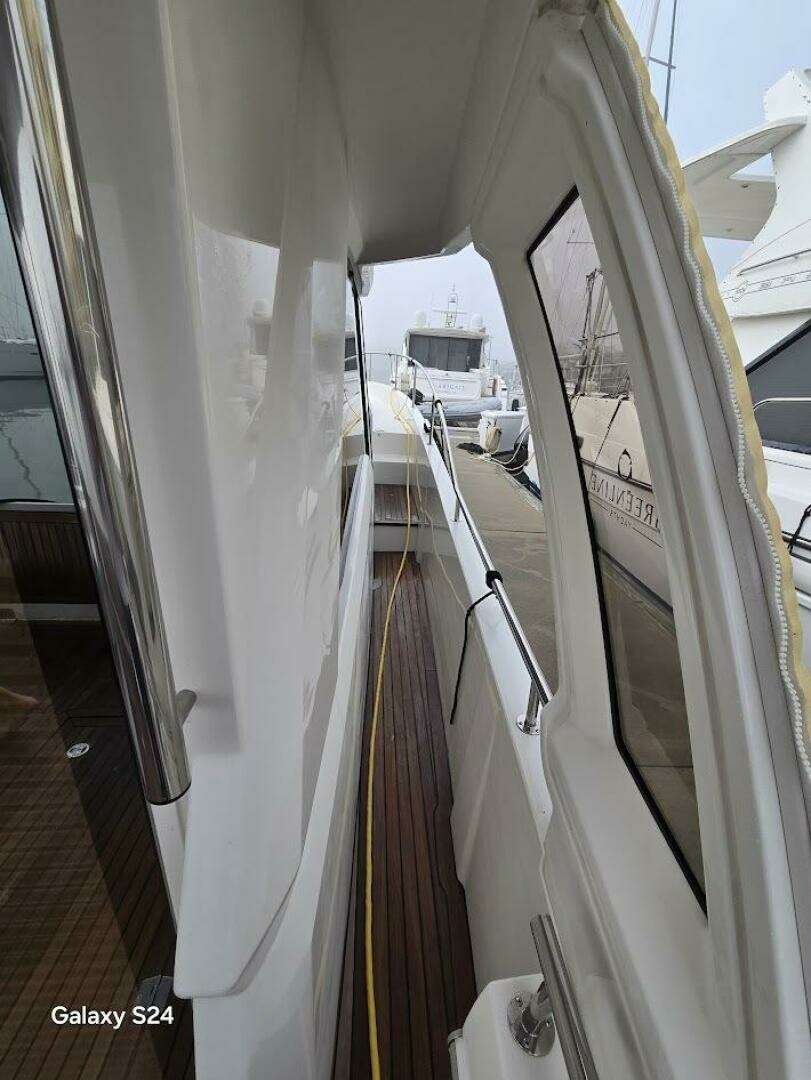2022 Greenline 39 Hybrid - Image 28