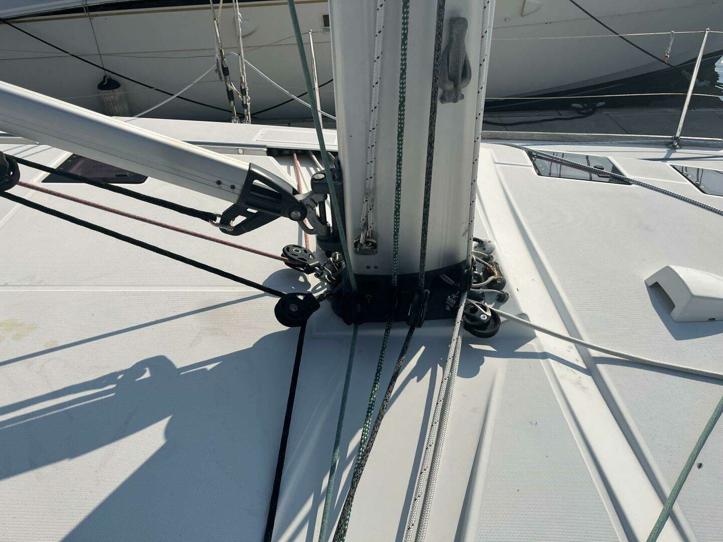 2014 Beneteau Sense 50 - Image 39