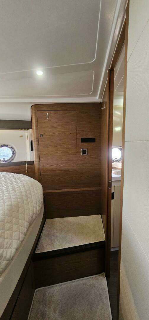 2015 Beneteau 38 Gran Tourismo - Image 24