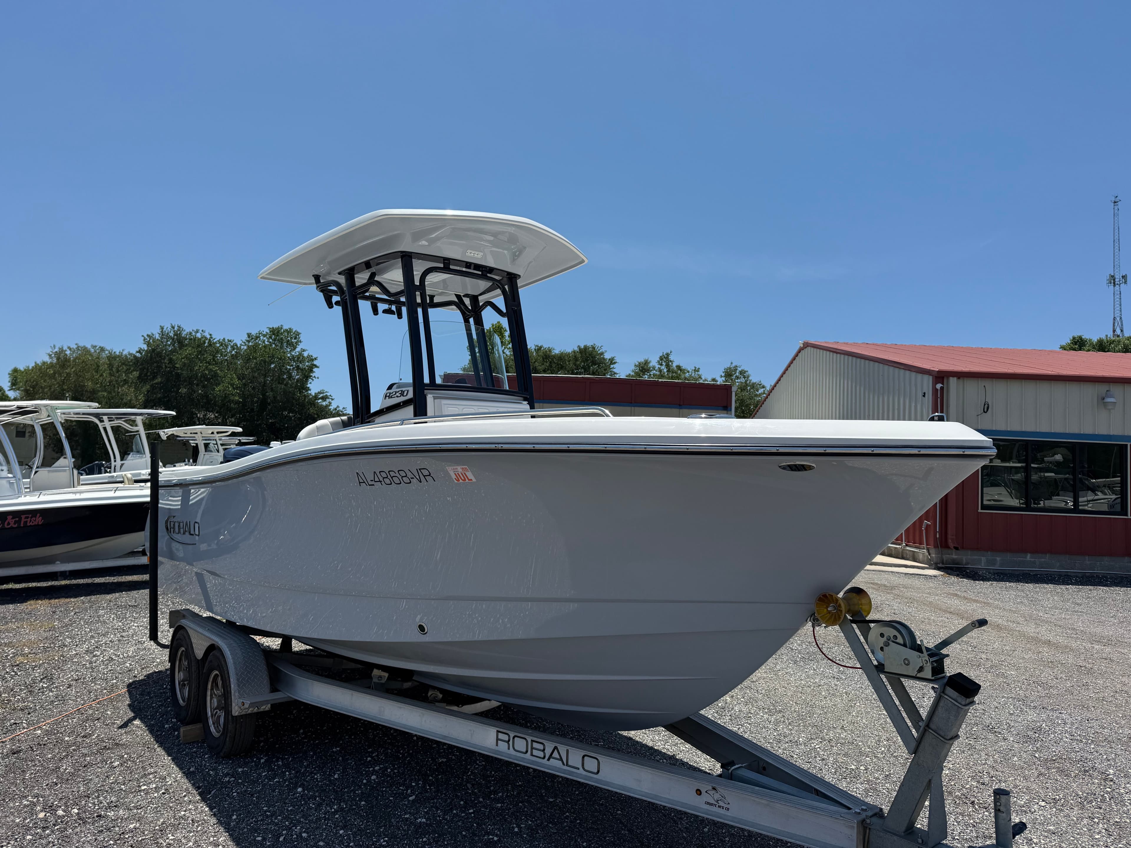 2022 ROBALO 230 CC - Image 5