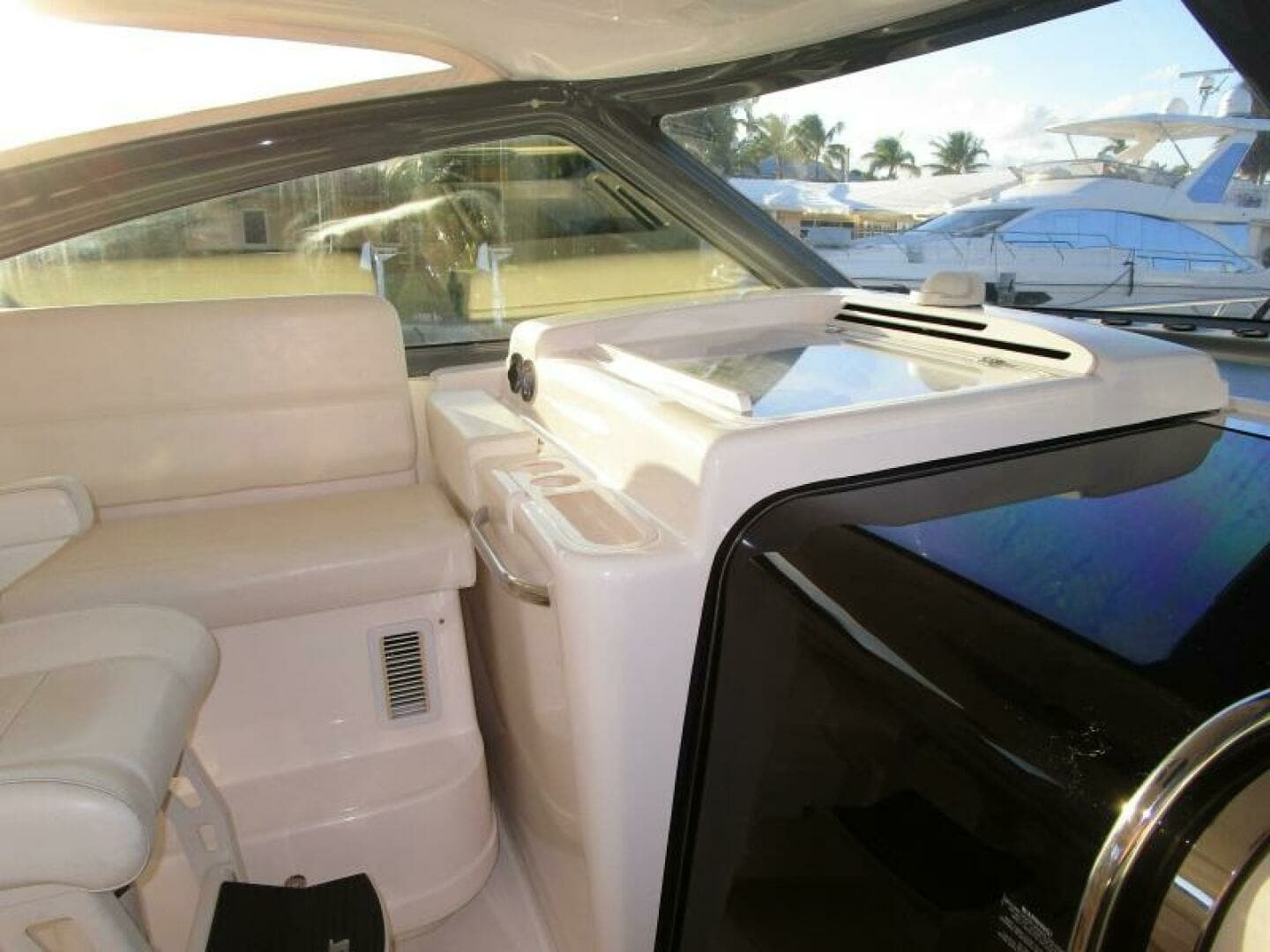 2003 Tiara Yachts 5200 Express - Image 35