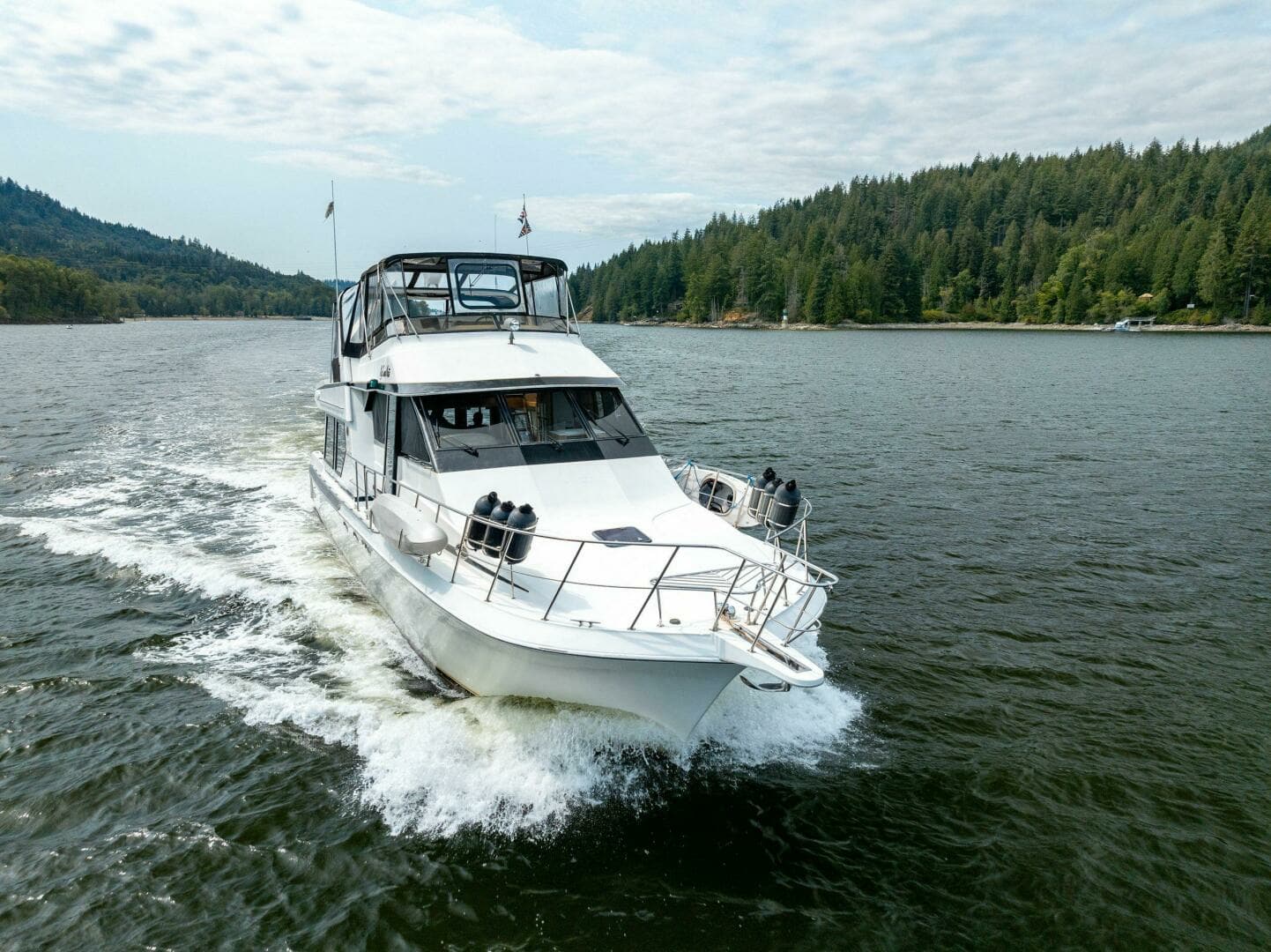 1997 Navigator Sundance 5600 - Image 9