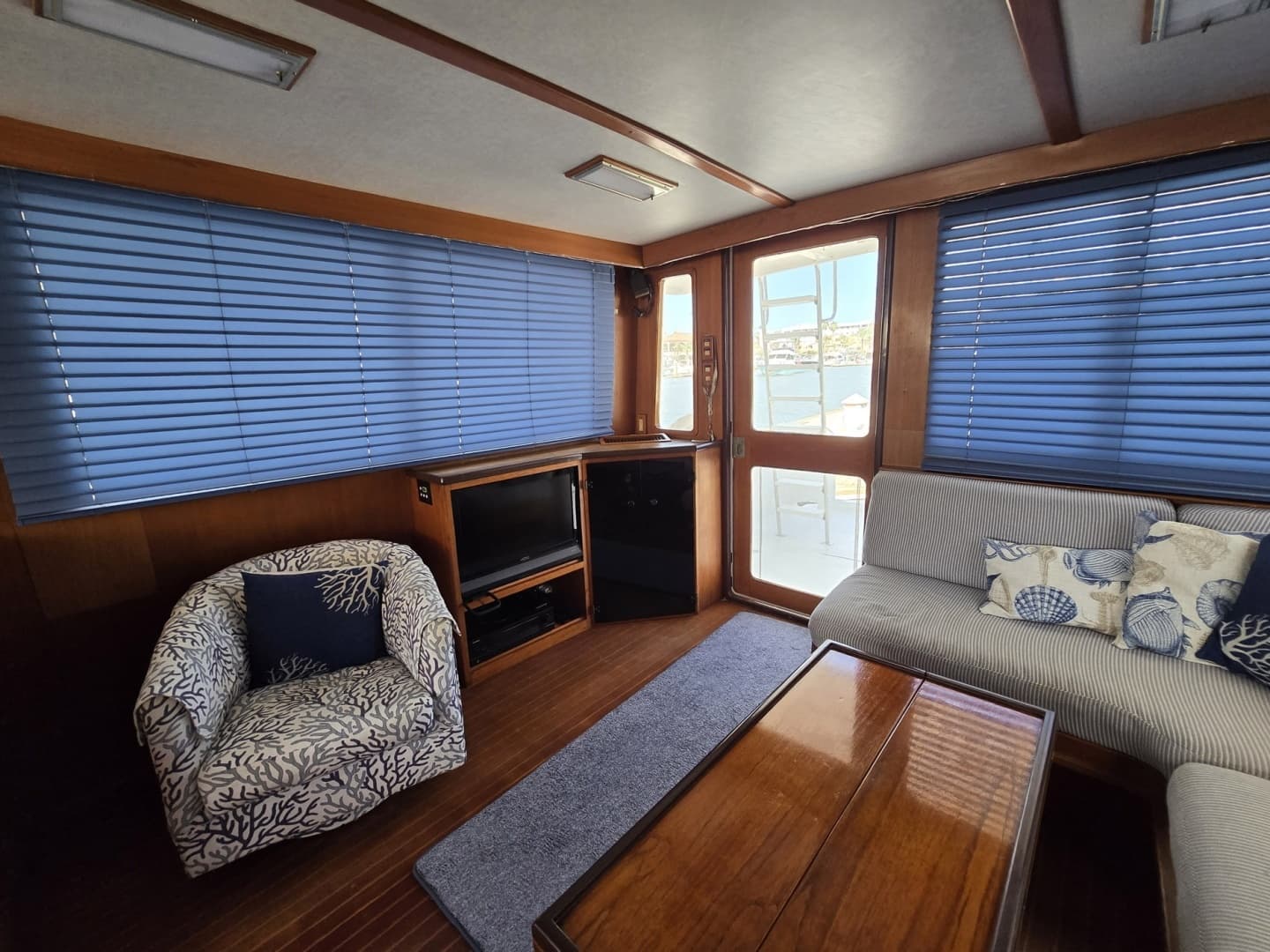 1989 Offshore Yachts 48 Sedan - Image 14