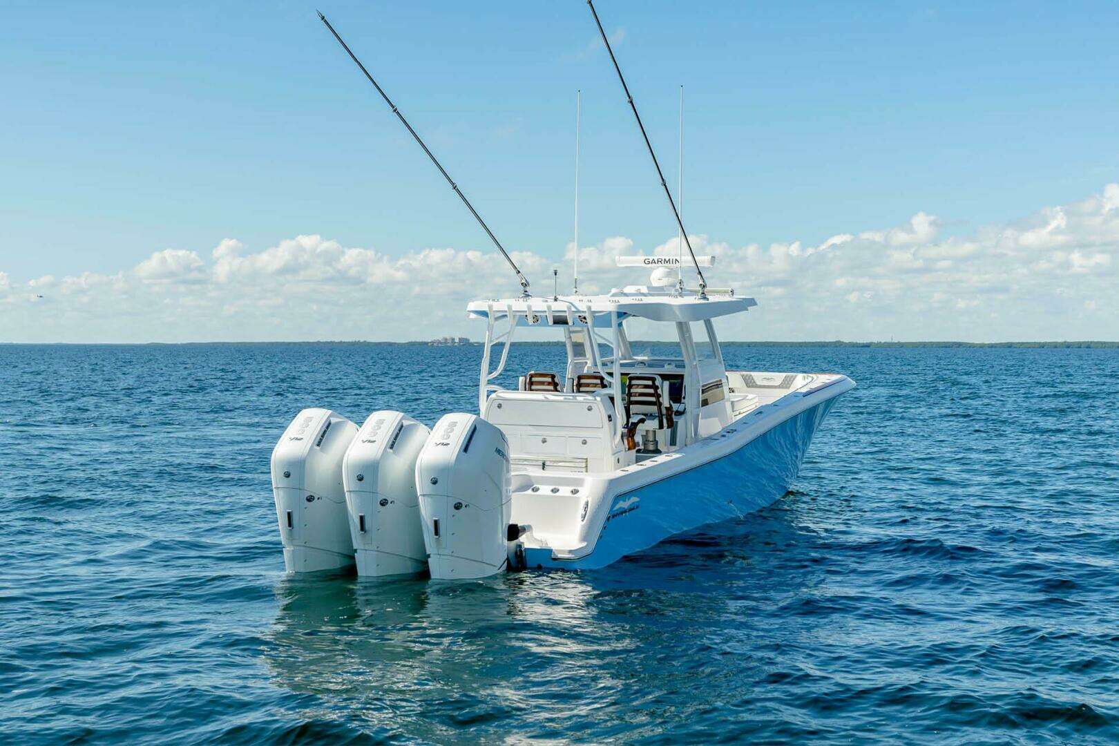 2026 Invincible 43 Open Fisherman - Image 4