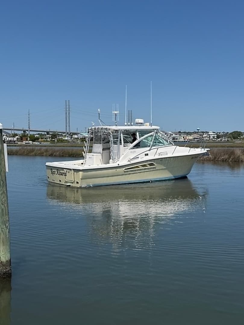 2005 Rampage 33 Express - Image 59