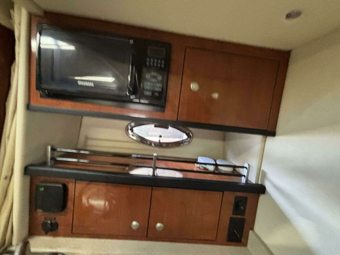 2008 Sea Ray 290 Sundancer - Image 67