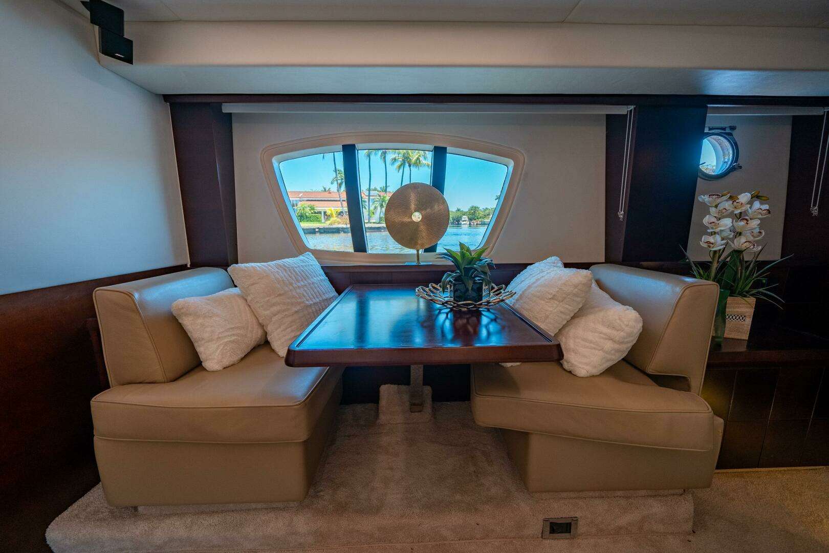 2010 Azimut 75 Fly - Image 38