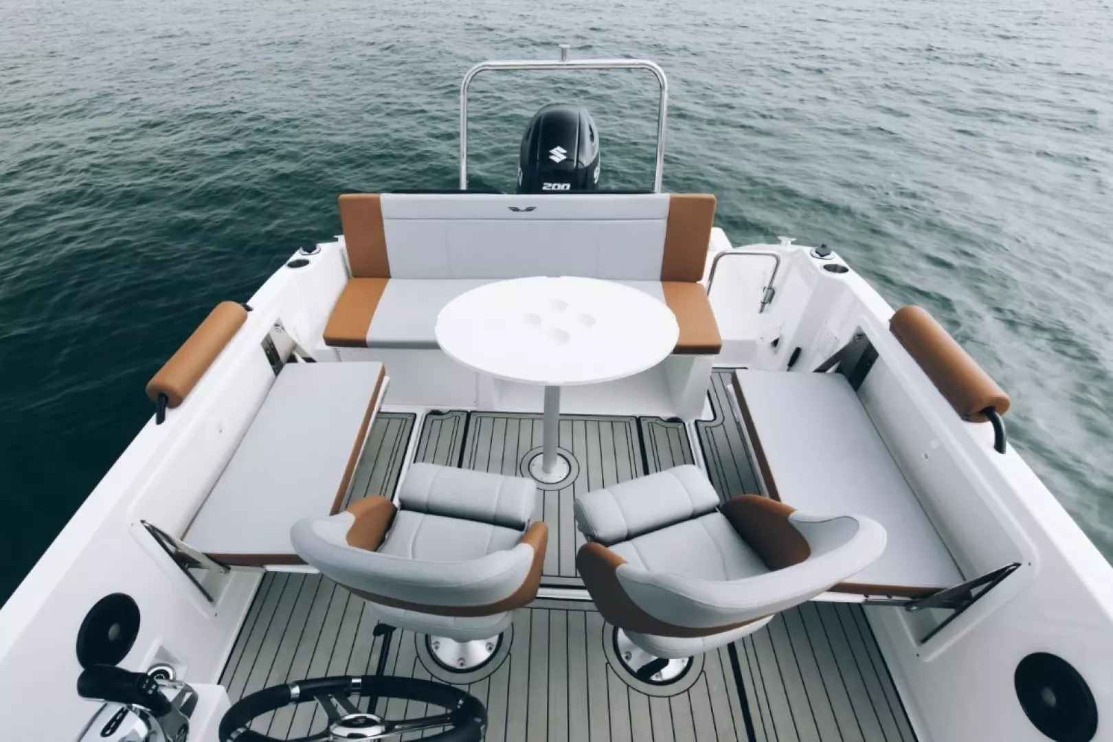 2024 Beneteau Flyer 7 Spacedeck - Image 16