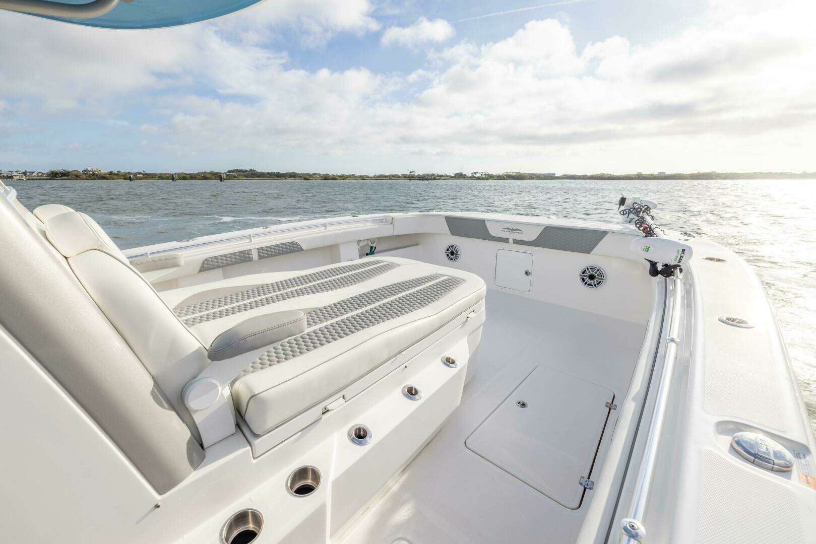 2024 Invincible 35’ Catamaran - Image 8