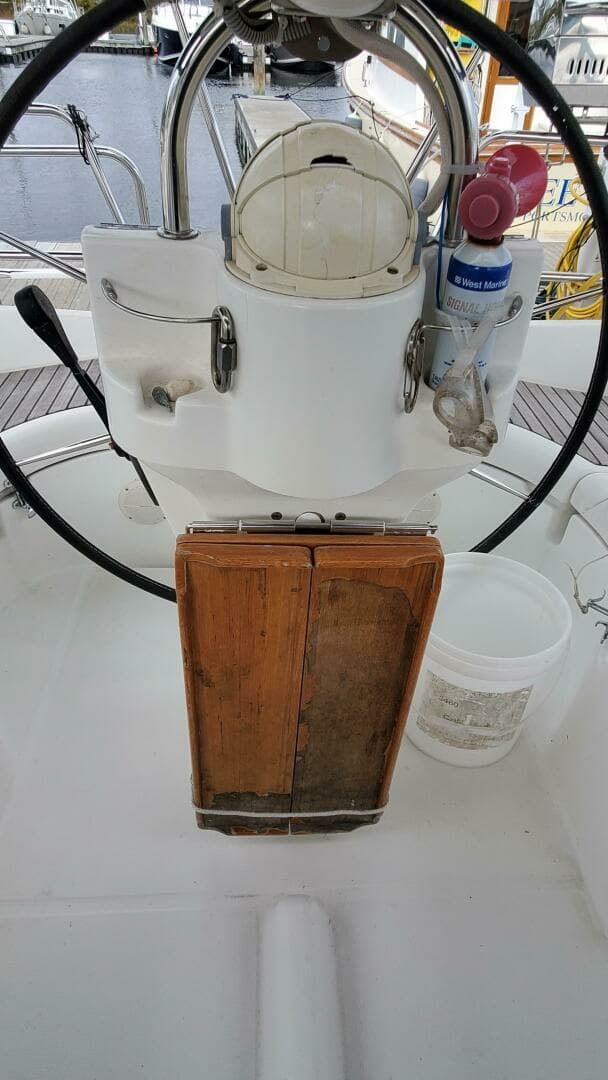 2000 Beneteau 361 - Image 24