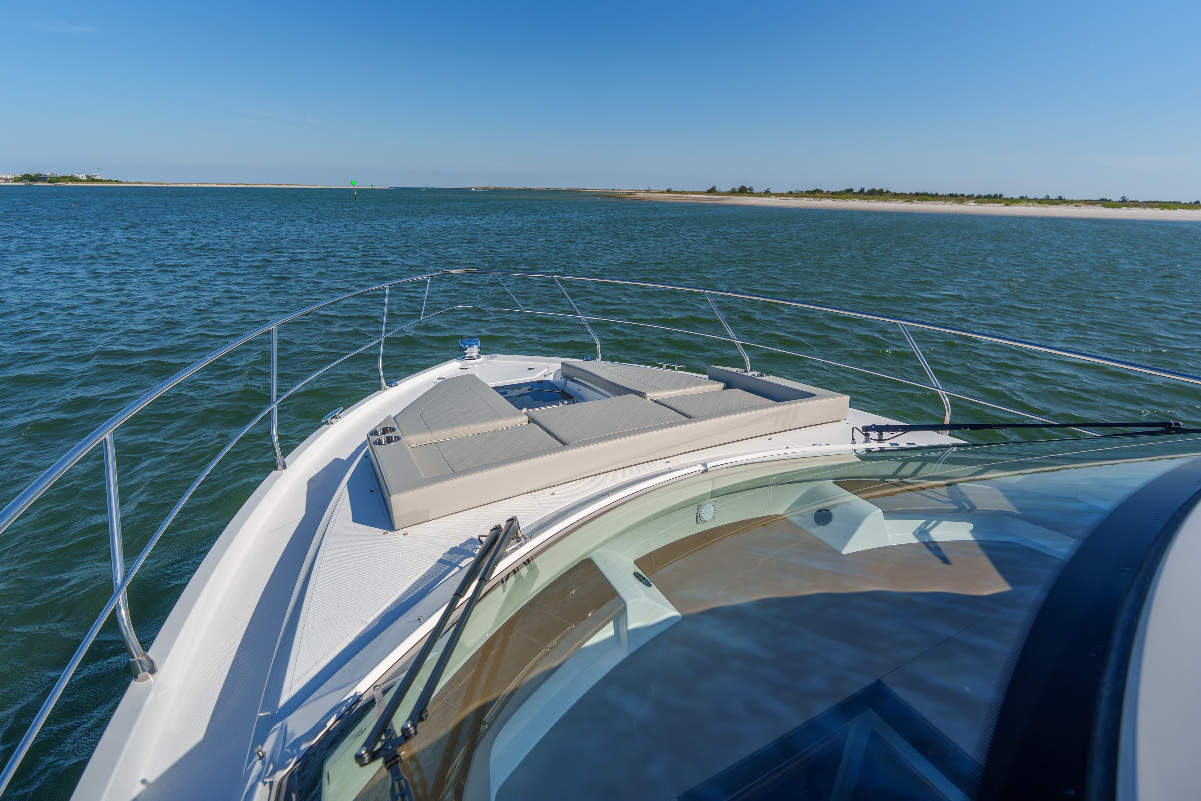 2026 Cruisers Yachts 42 Cantius - 36