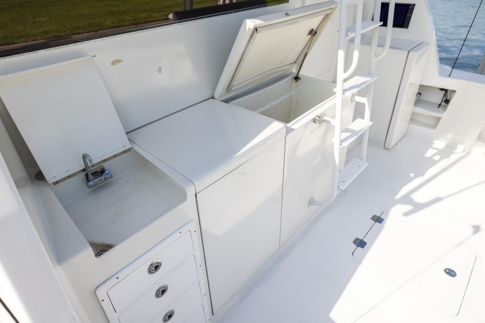 1984 Ocean Yachts 55 Super Sport - Image 31