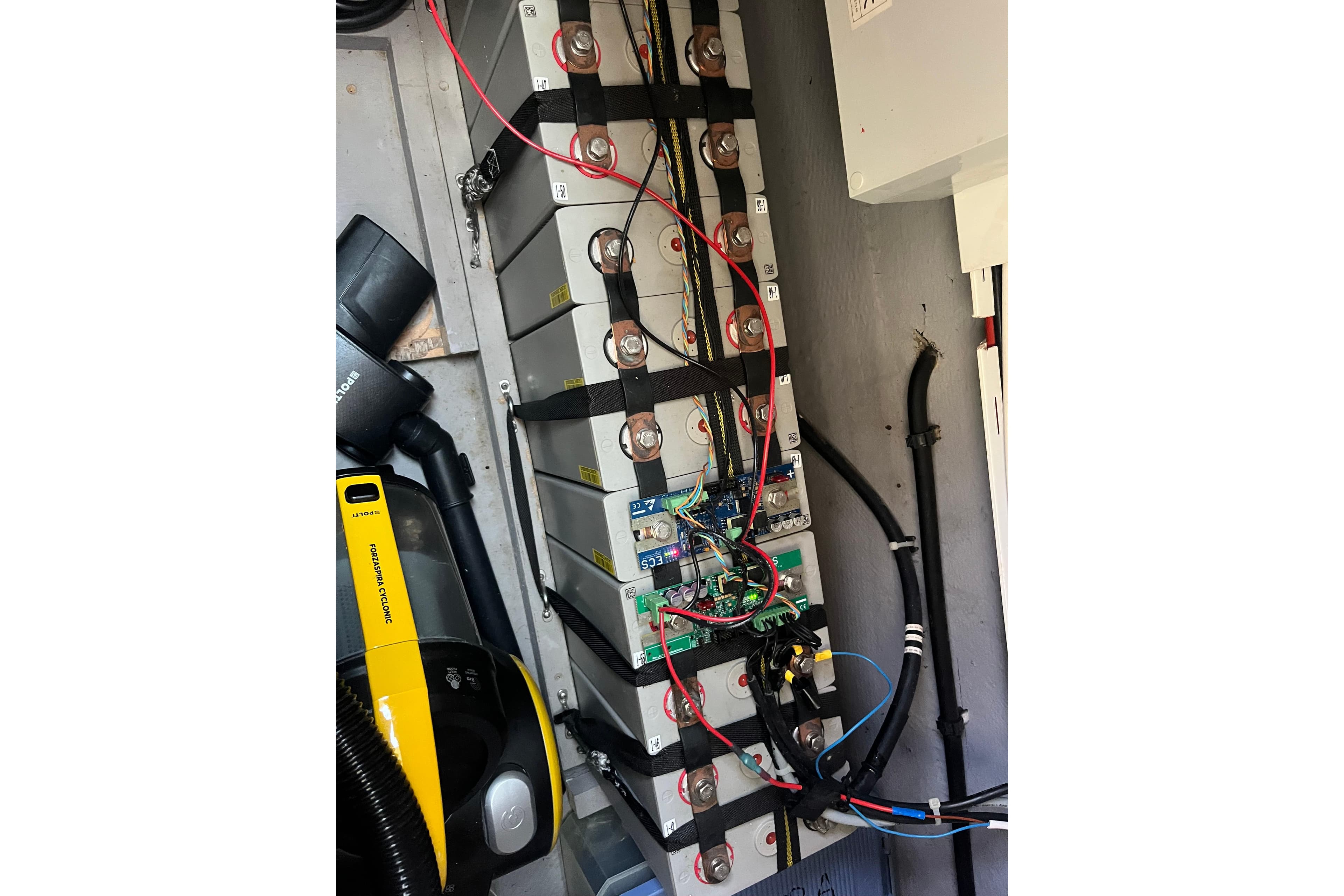 Battery setup in a 2004 Catana 471 Ocean Class Owner's Version yacht.