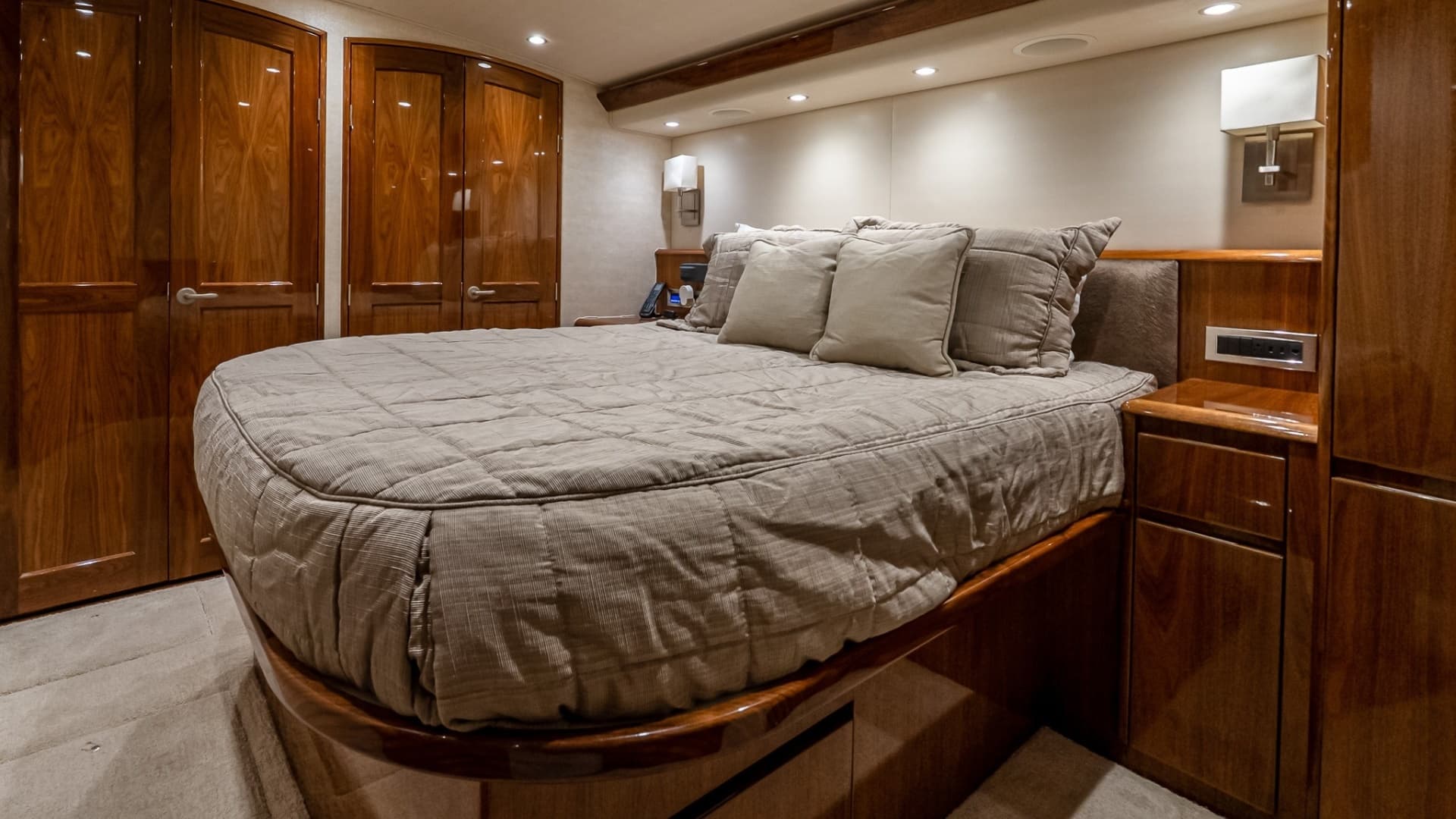 2017 Viking 62 Enclosed Bridge - Image 45