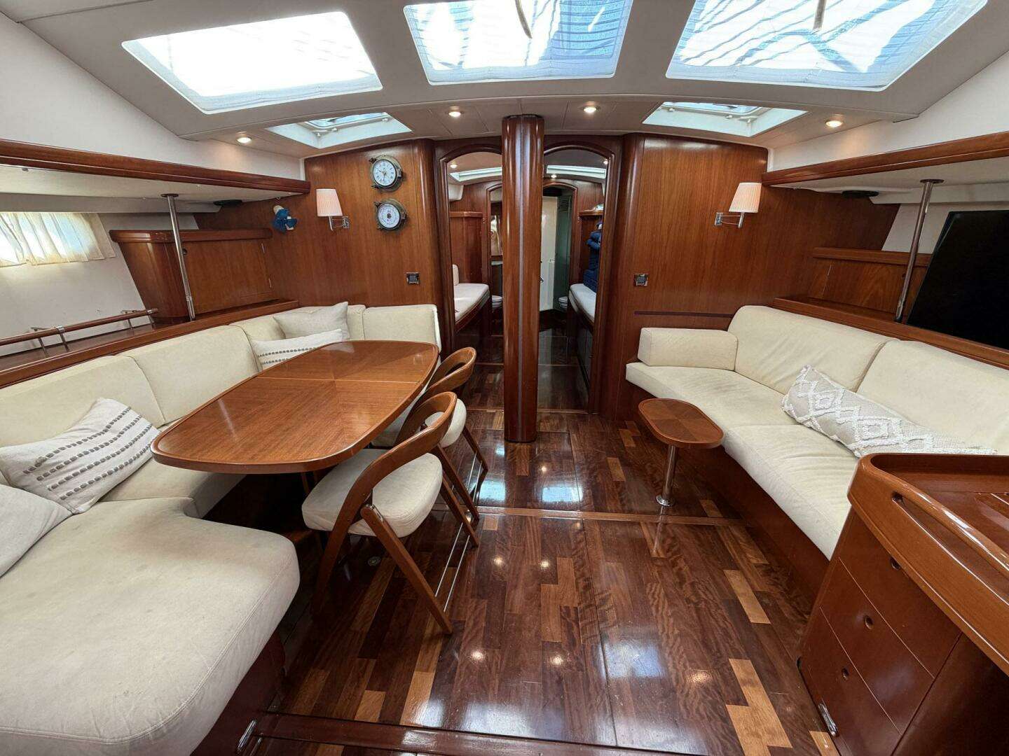 2004 Beneteau 57 Center Cockpit - Image 39