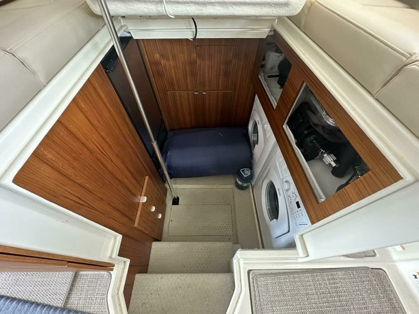 2020 Ranger Tugs R41CB - Image 15