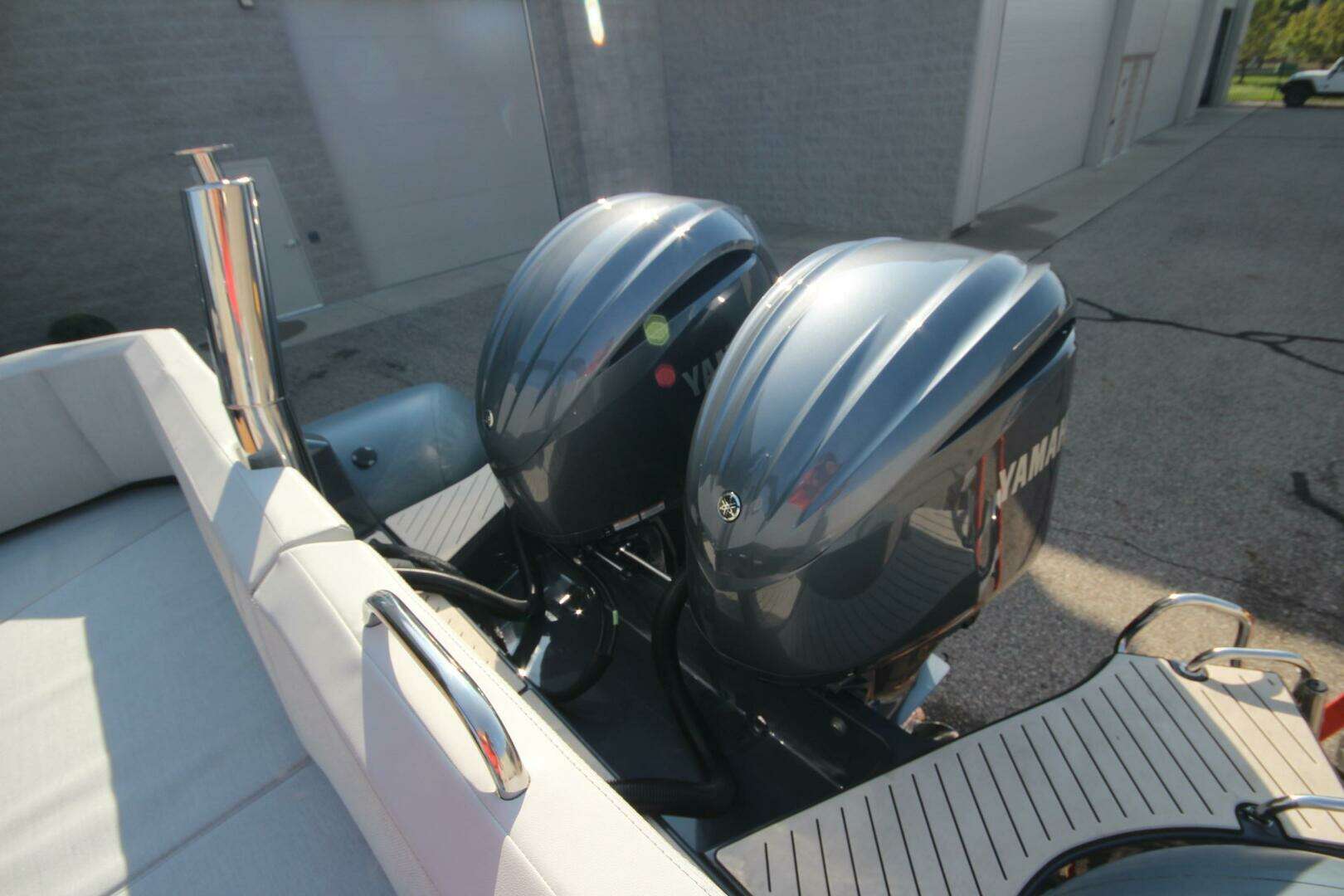 2024 Zodiac Medline 9 NEO - Image 9