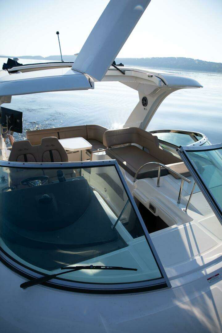 2016 Sea Ray 350 Sundancer - Image 82