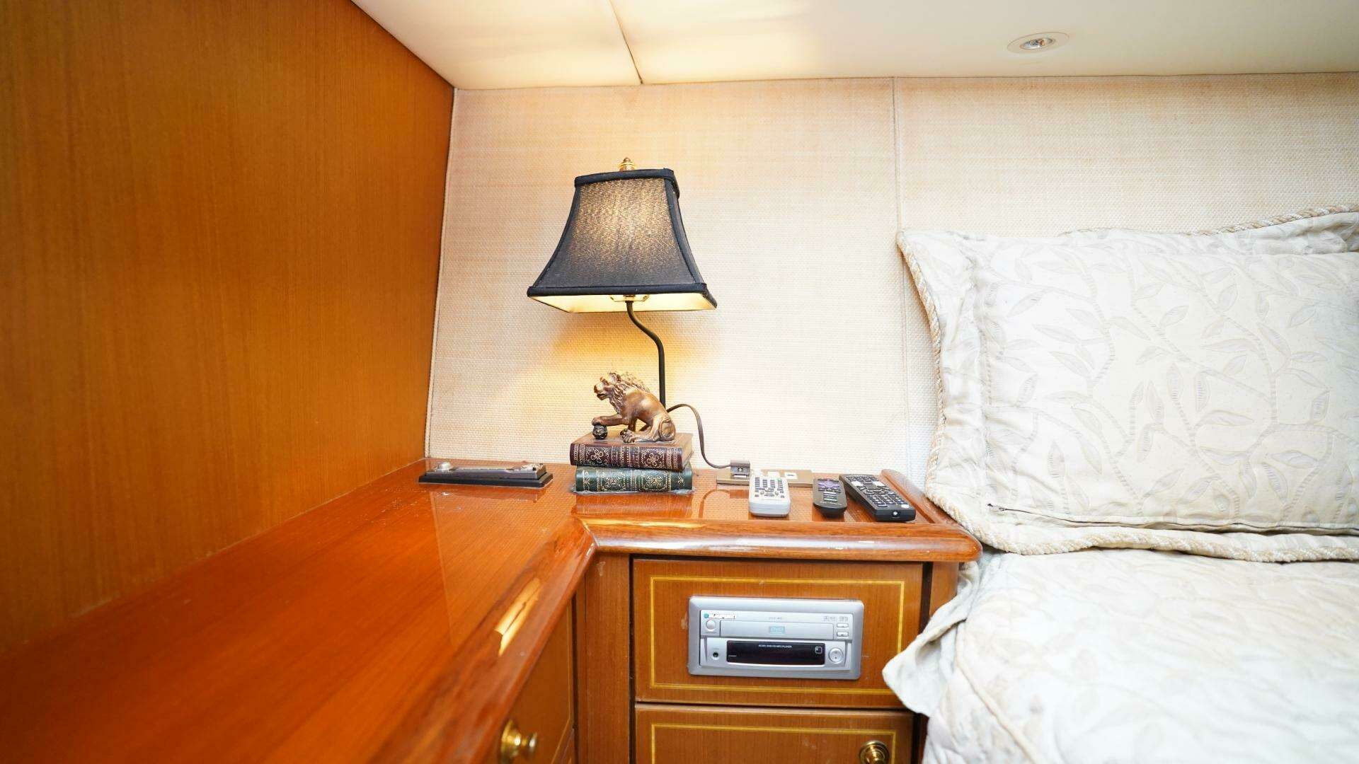 2005 Ocean Yachts — - Image 6