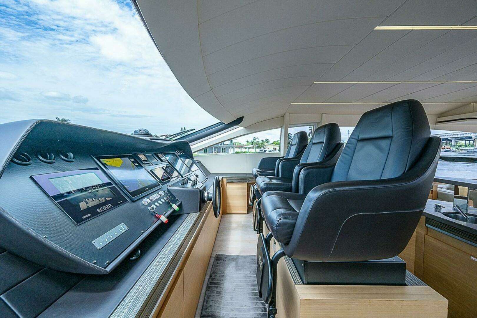 2014 Pershing Pershing 92 - Image 22