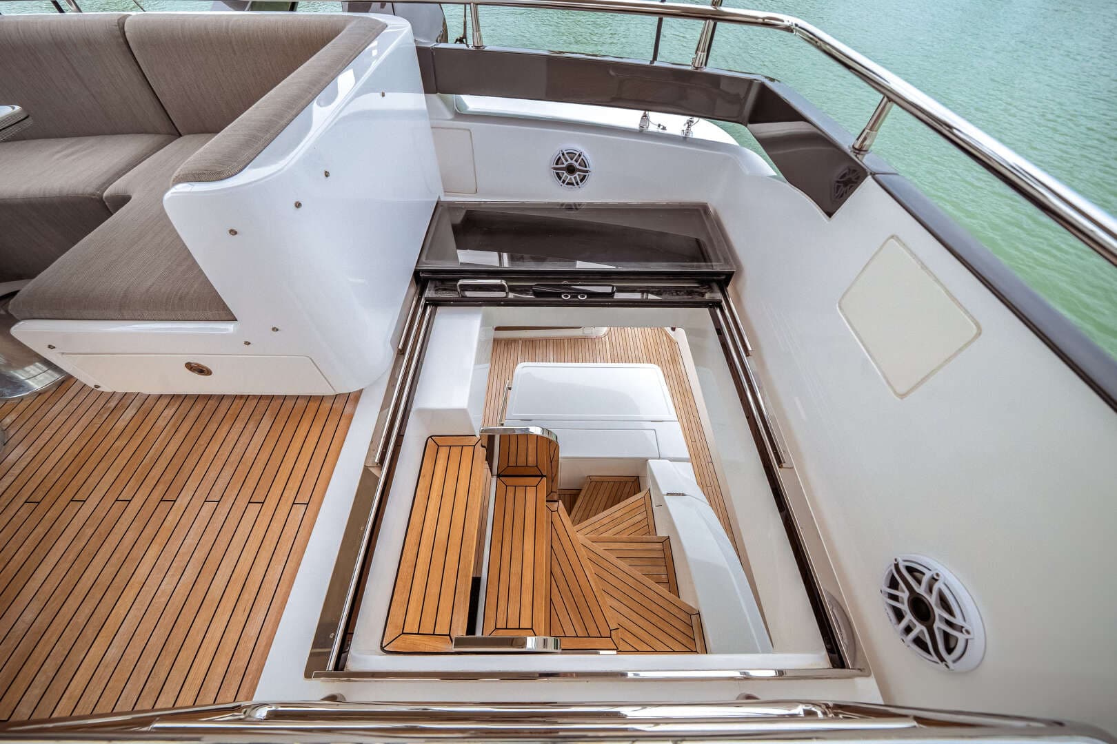 2020 Azimut S8 - Image 67