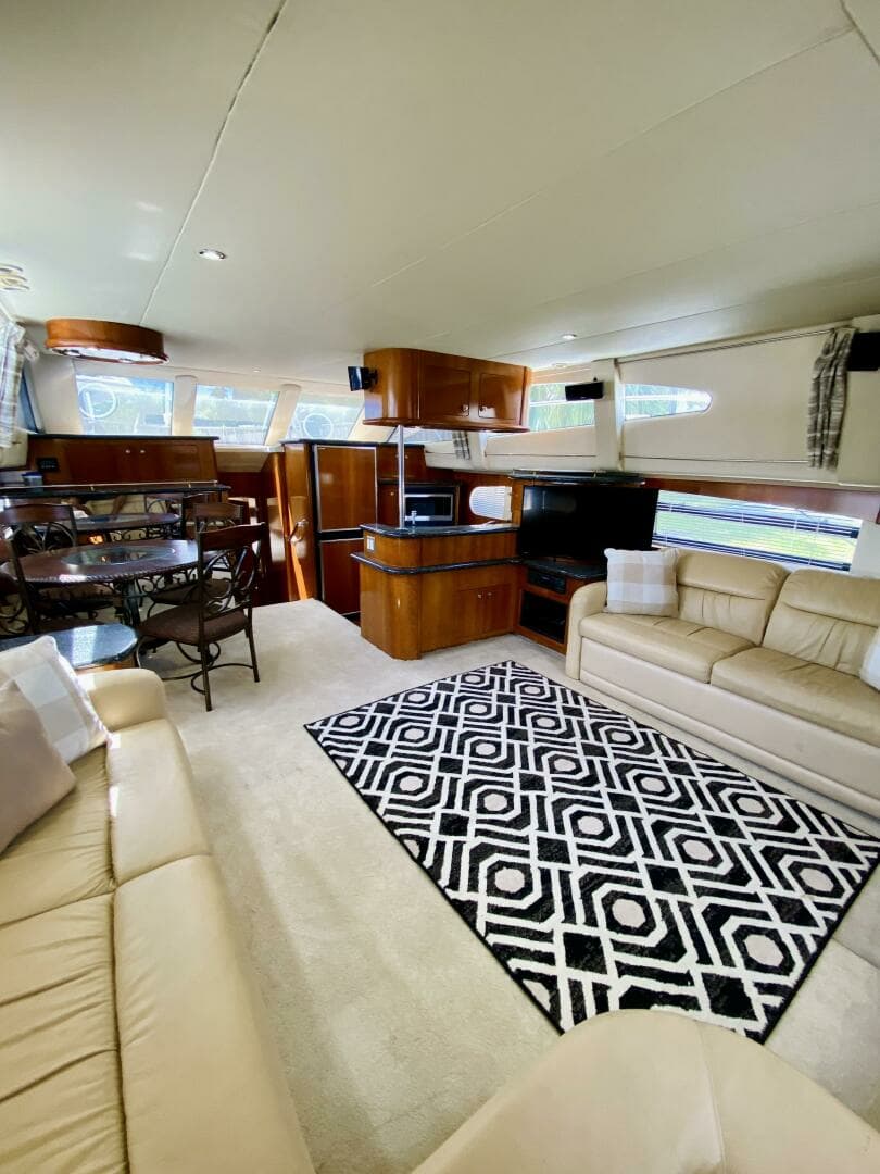 2000 Carver 506 Motor Yacht - Image 18