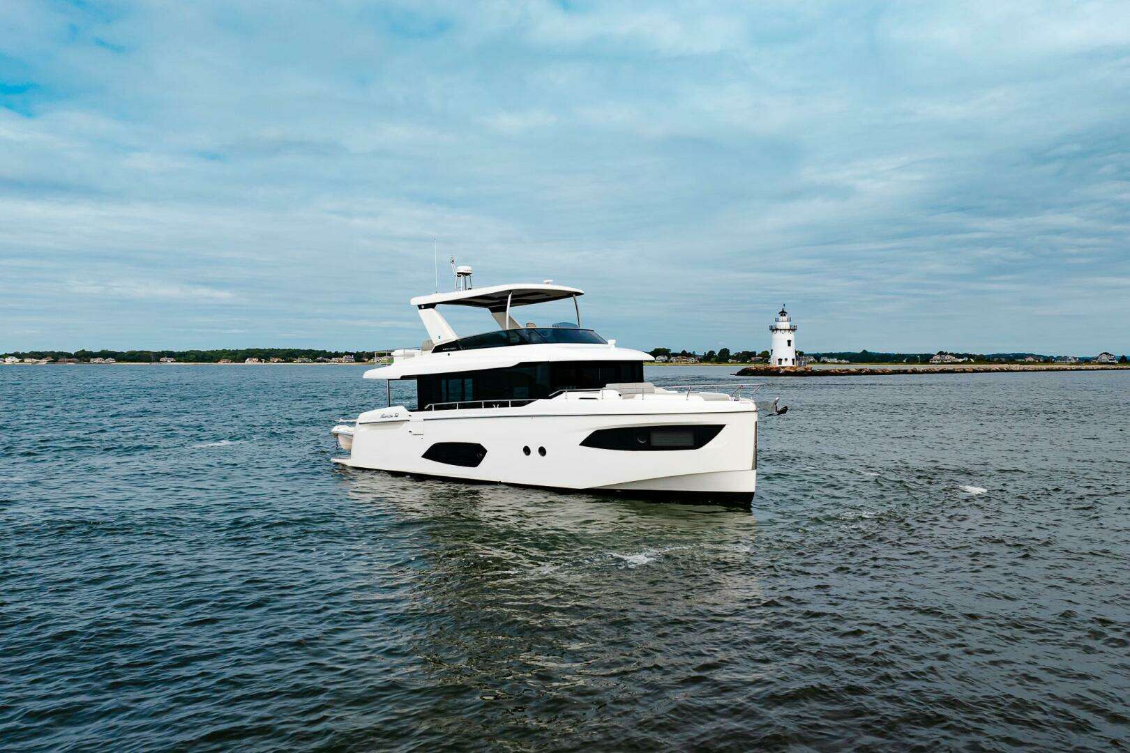 2023 Absolute 52 Navetta - Image 10