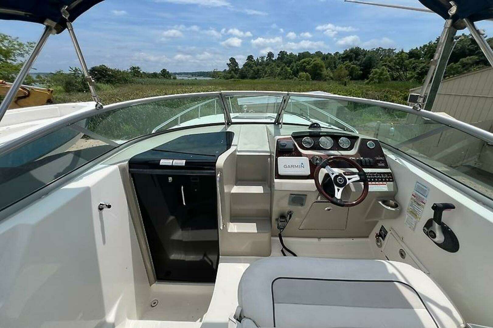 2011 Sea Ray 280 Sundancer - Image 6