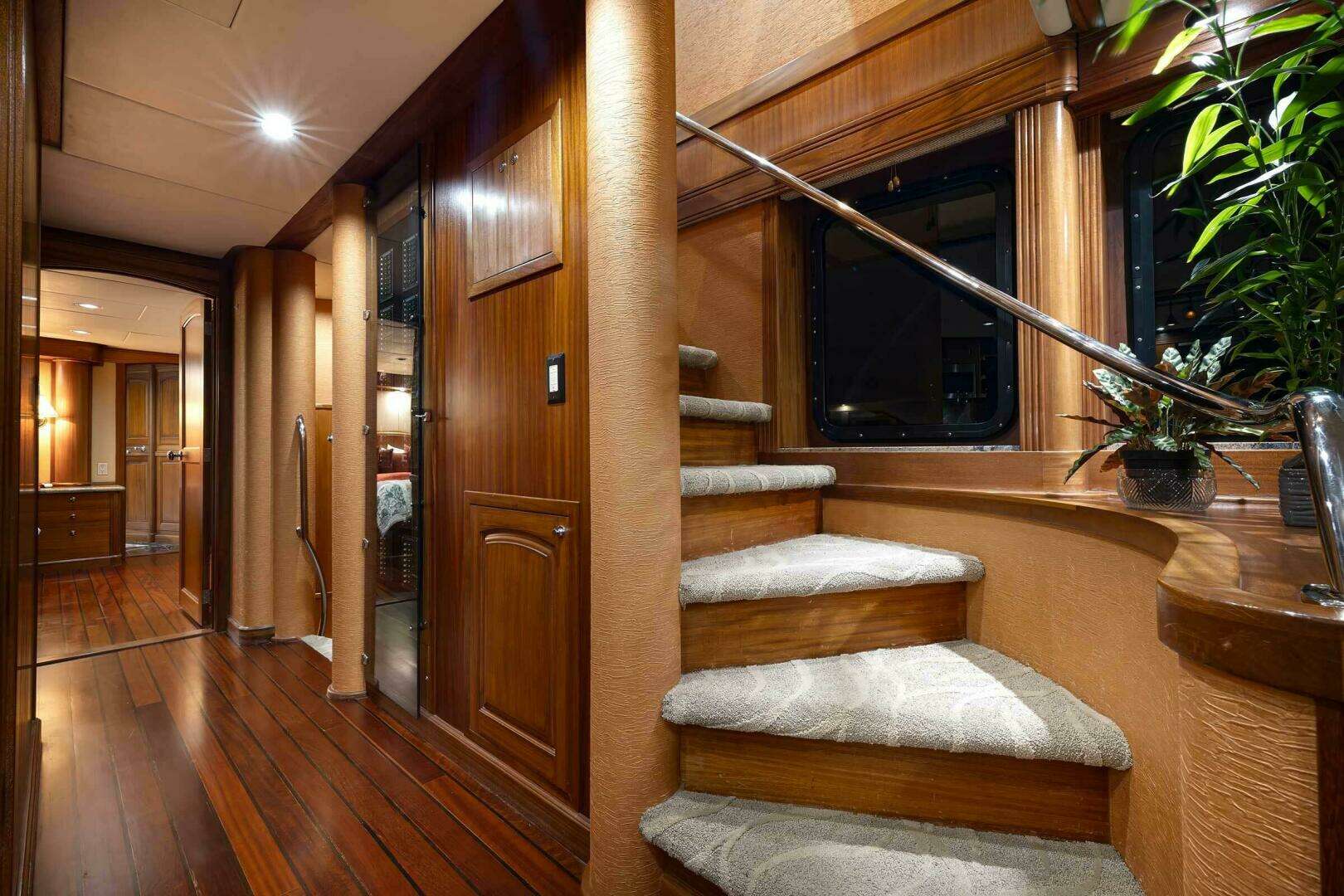 2010 AllSeas — - Image 7