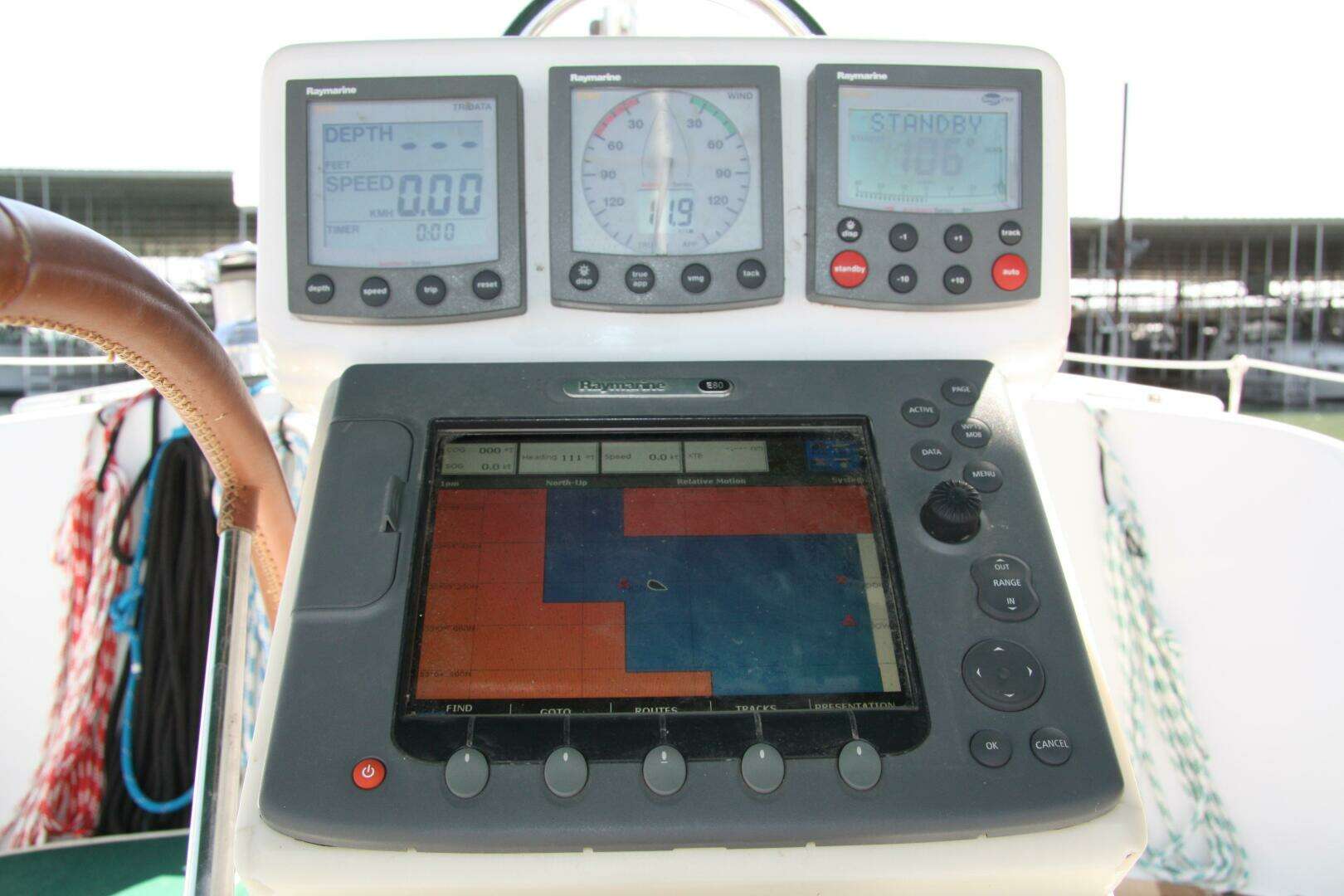 2006 Beneteau — - Image 14
