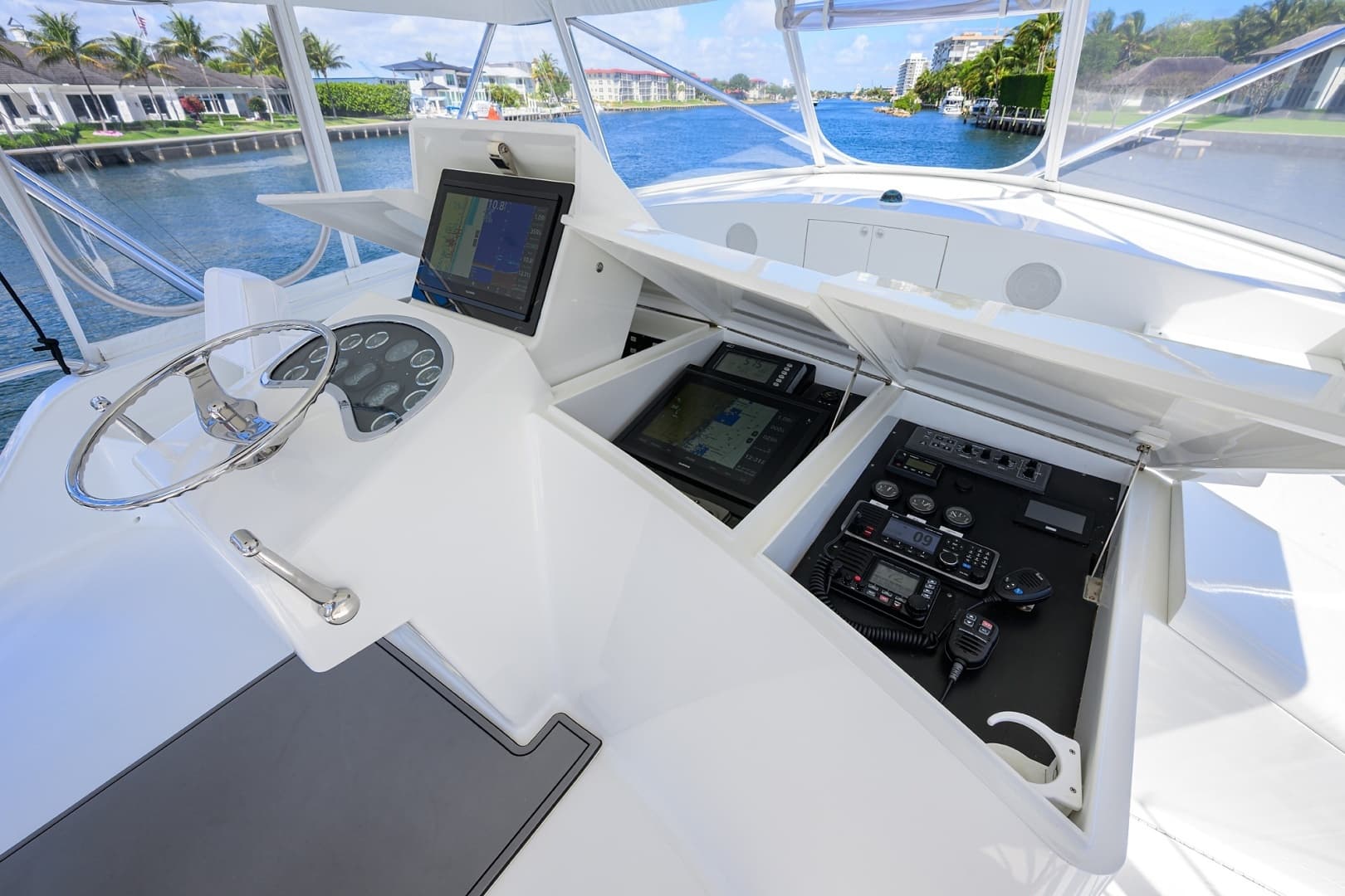2003 American Custom Yachts — - Image 41