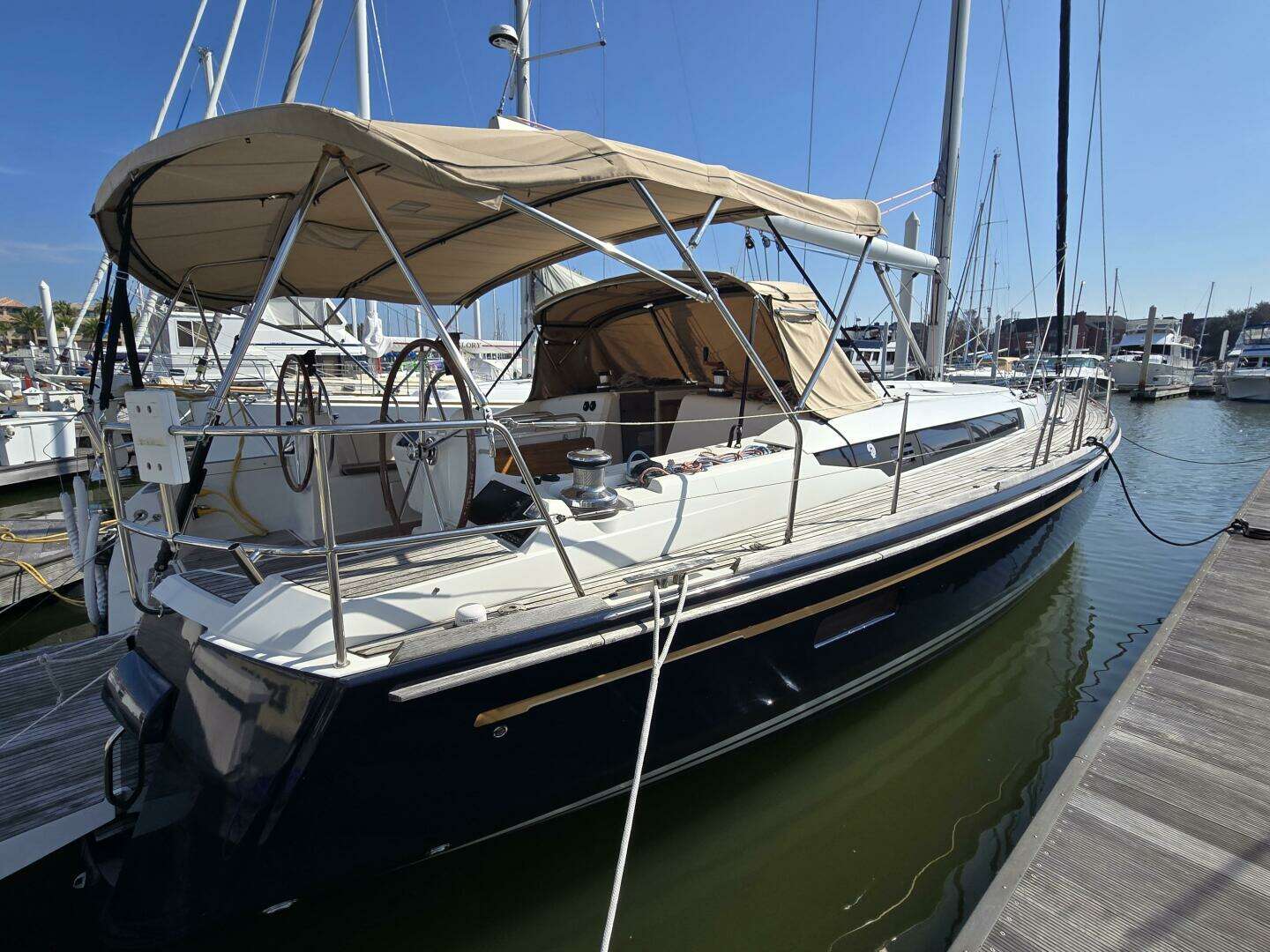 2012 Jeanneau 509 - Image 16