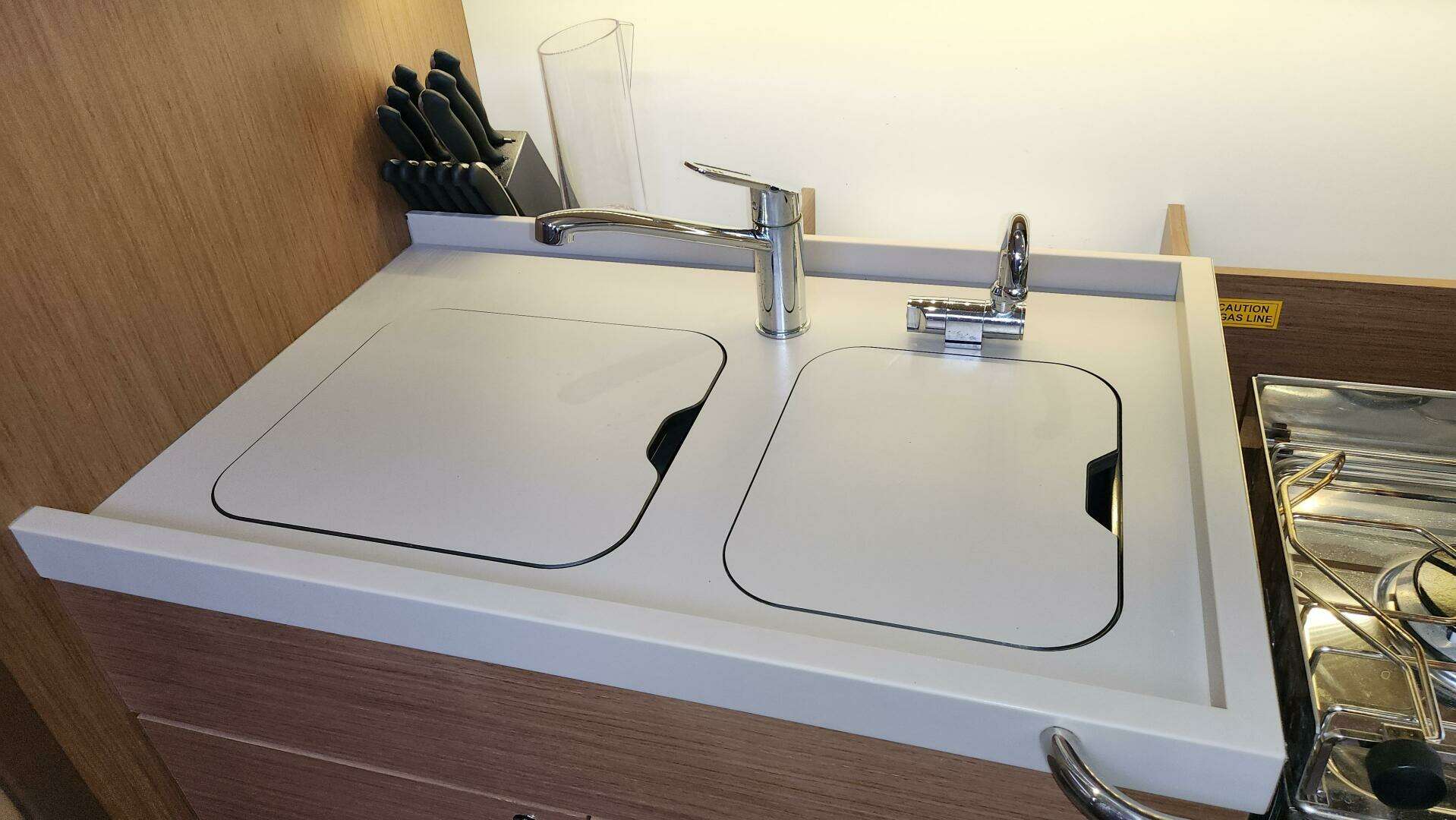 2020 Beneteau Oceanis 46.1 - Image 34
