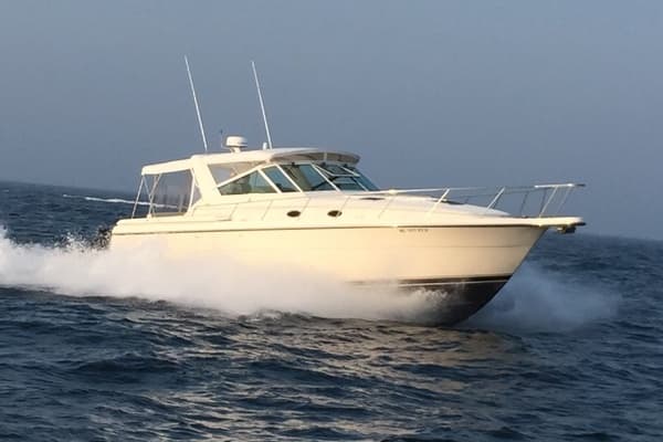 1995 Tiara Yachts 4000 Express - Image 1