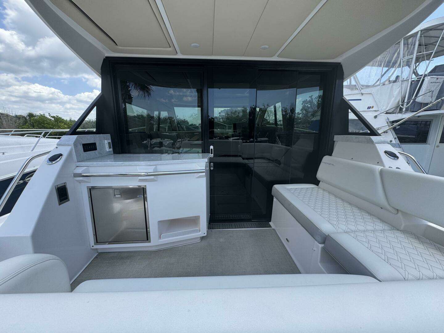 2021 Regal 38 XO - Image 7